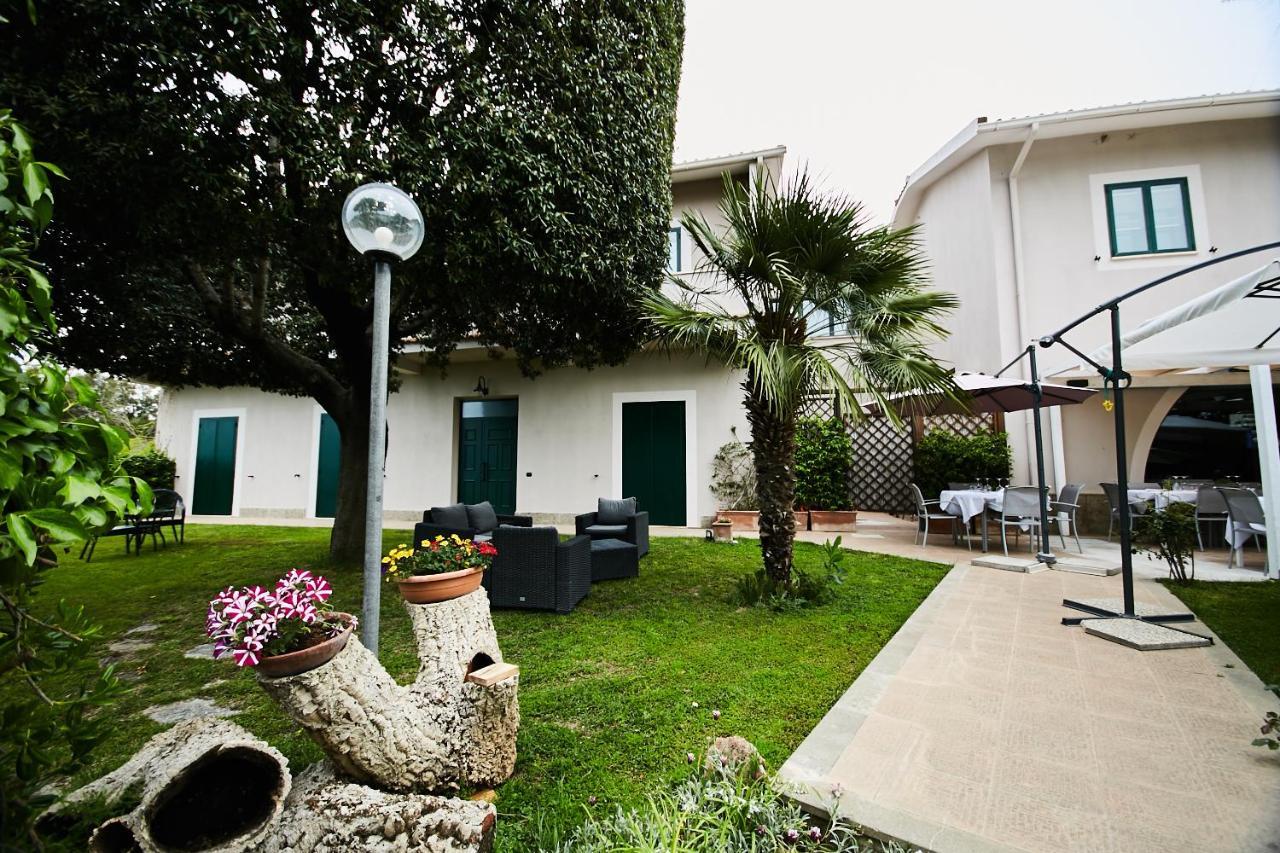Hotel Vulci Montalto di Castro Exterior photo